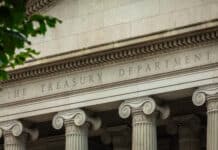 China Urges Banks to Curb US Treasury Holdings Amid Market Volatility