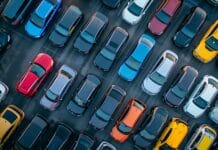U.S. Vehicle Market Shifts Toward Hybrids Amid Slowing EV Adoption